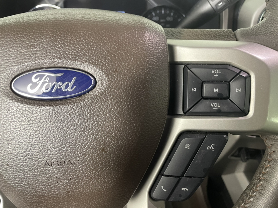 2017 Ford Super Duty F-350 SRW King Ranch 23