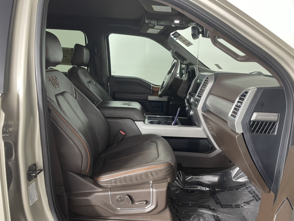 2017 Ford Super Duty F-350 SRW King Ranch 34