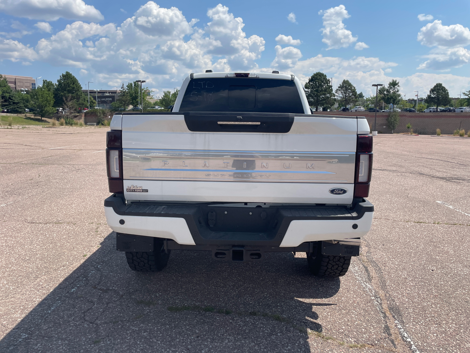 2022 Ford Super Duty F-350 SRW Platinum 4