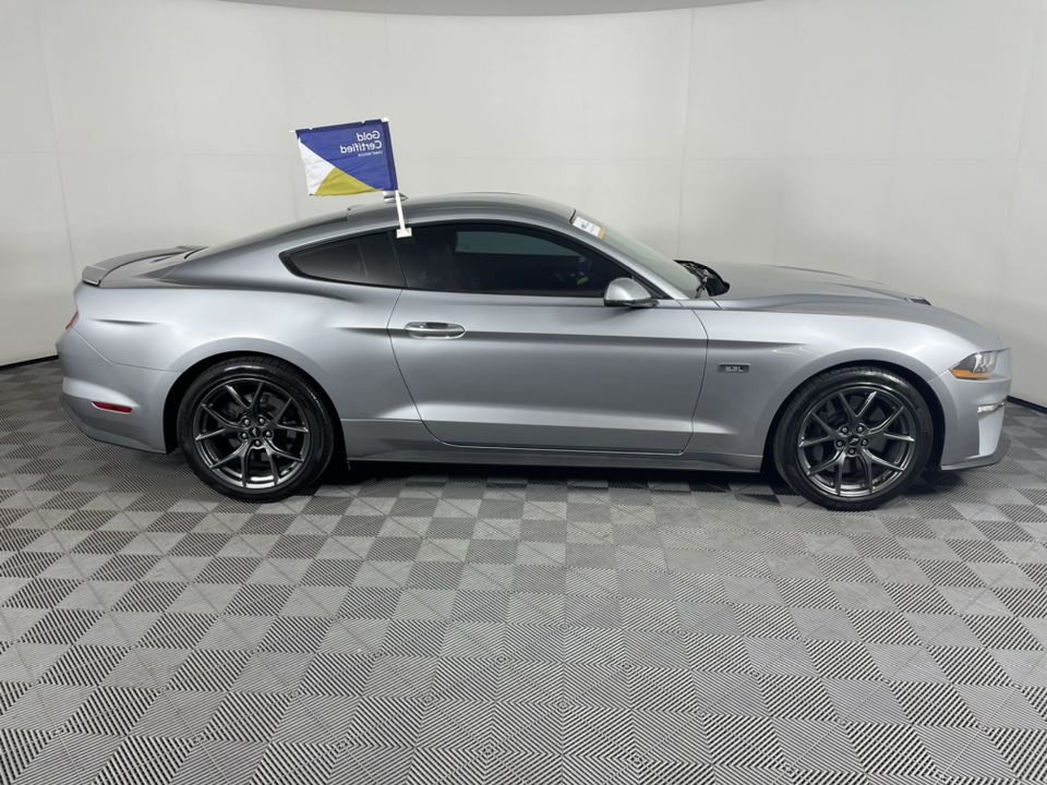 2022 Ford Mustang EcoBoost Premium 2