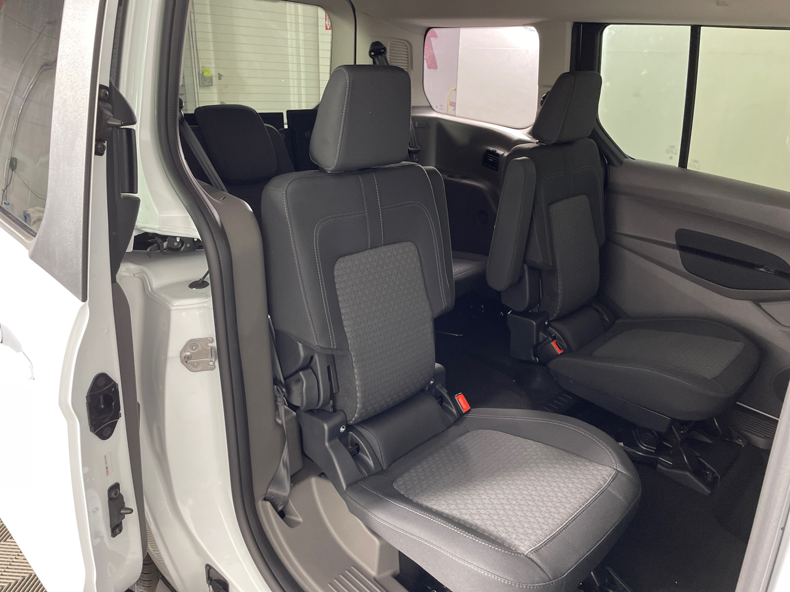 2023 Ford Transit Connect Wagon XLT 31