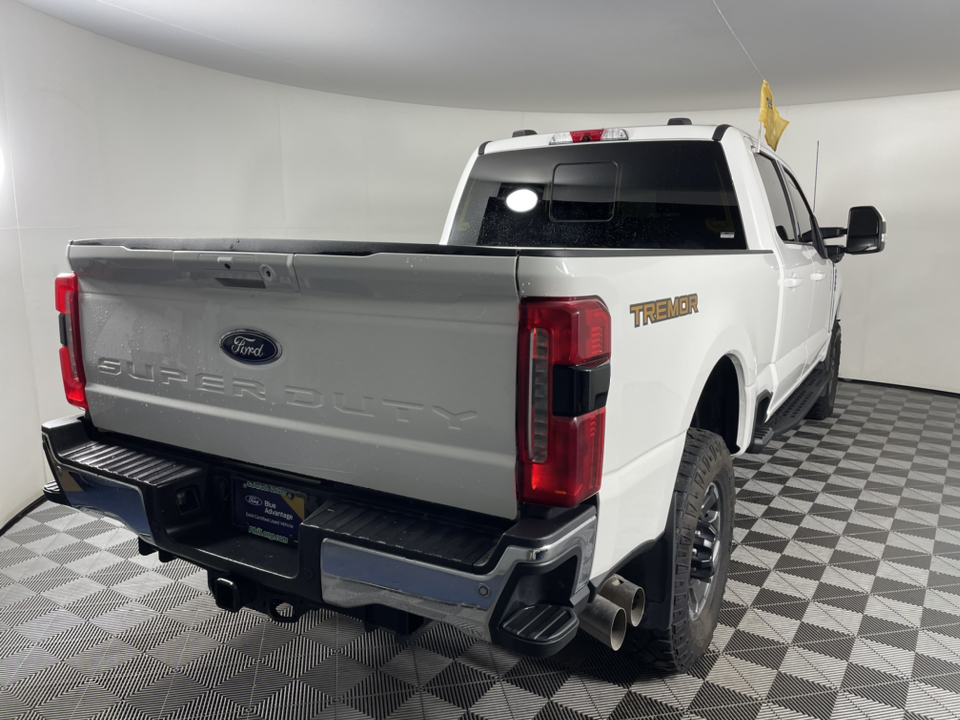 2023 Ford Super Duty F-250 SRW LARIAT 4