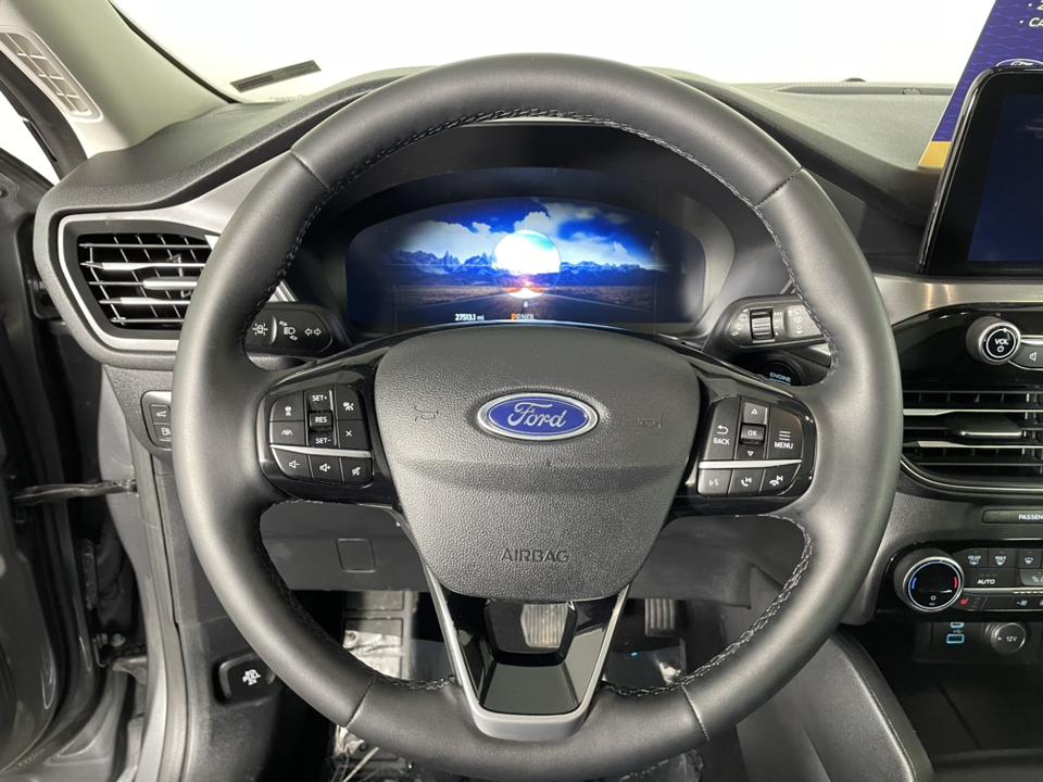 2021 Ford Escape Titanium Hybrid 16