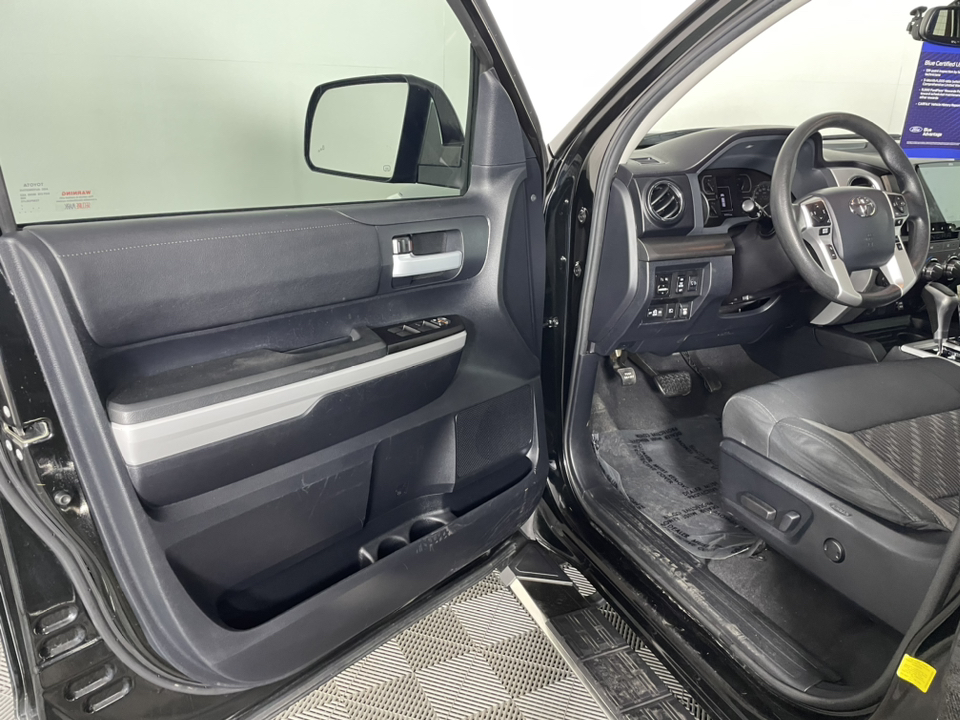 2019 Toyota Tundra 4WD SR5 11