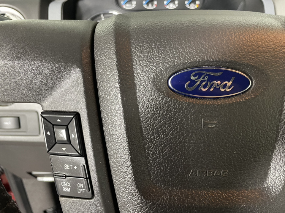 2013 Ford F-150 XLT 22