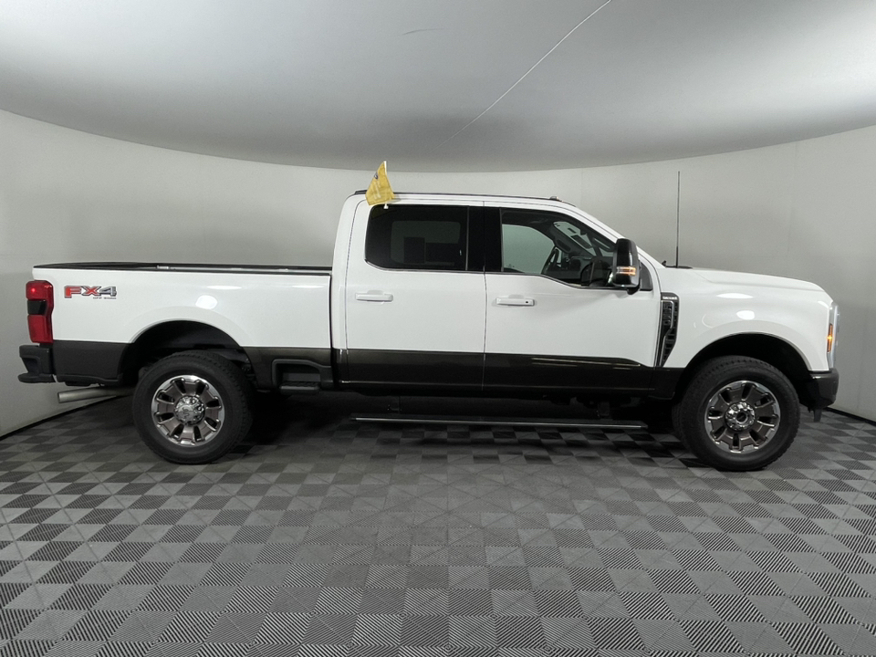 2024 Ford Super Duty F-350 SRW King Ranch 3