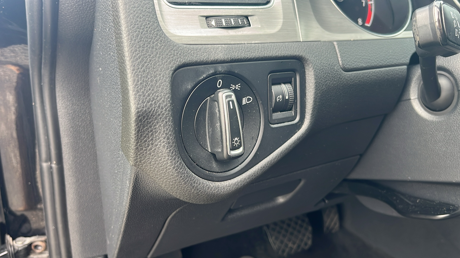 2017 Volkswagen Golf 1.8T 4-Door S Auto 13