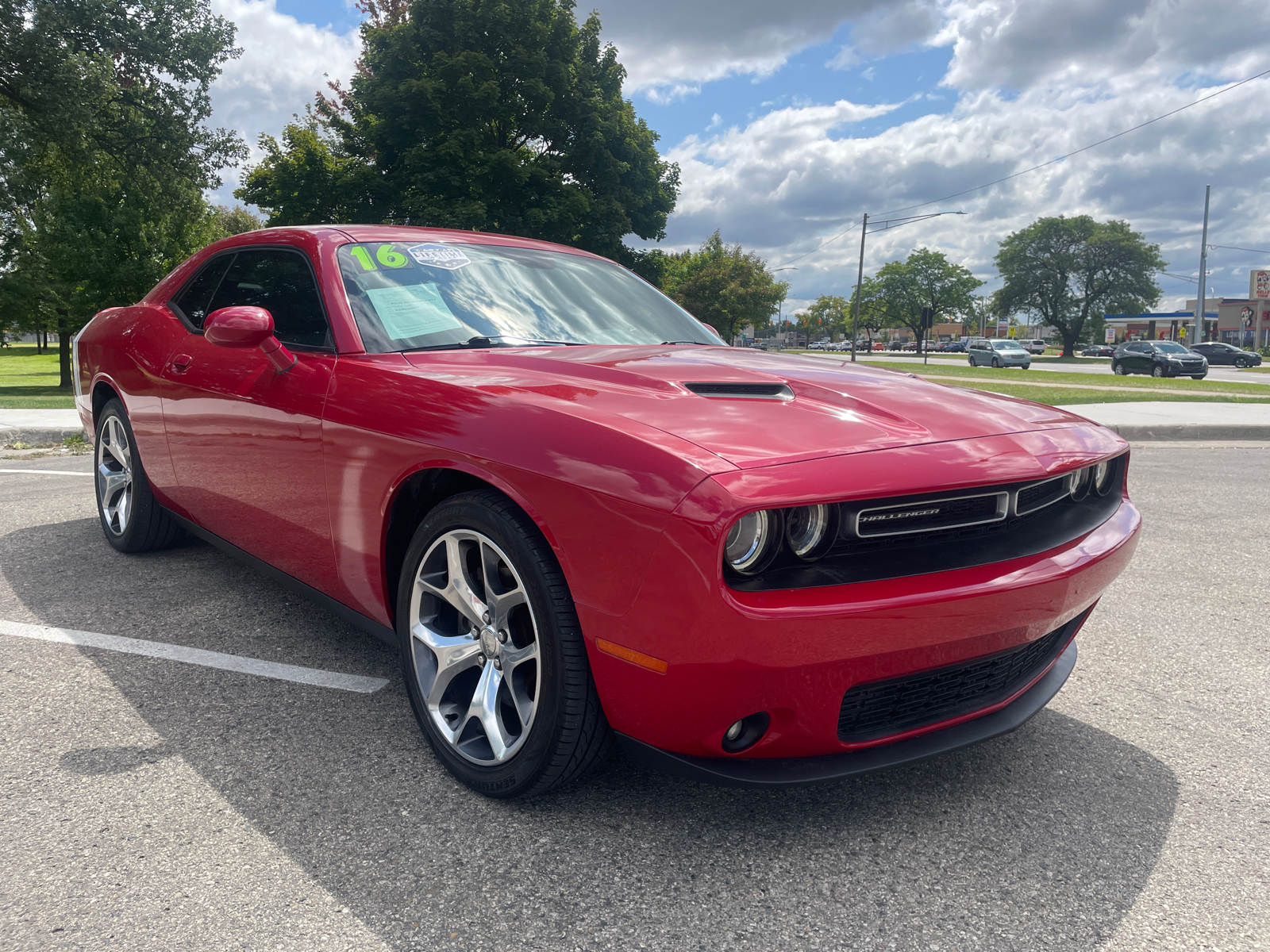 2016 Dodge Challenger 2dr Cpe SXT 1