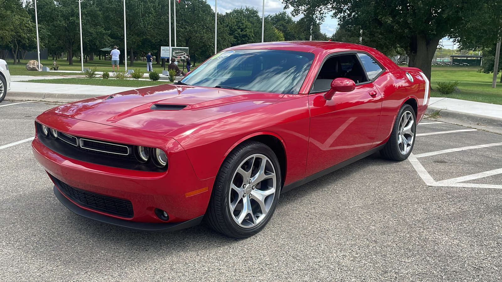 2016 Dodge Challenger 2dr Cpe SXT 6