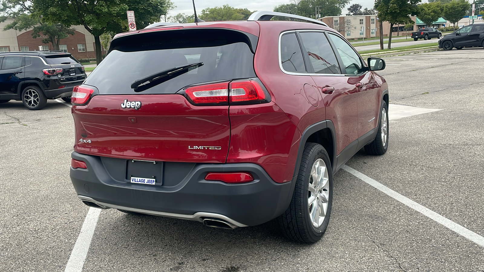 2016 Jeep Cherokee 4WD 4dr Limited 3