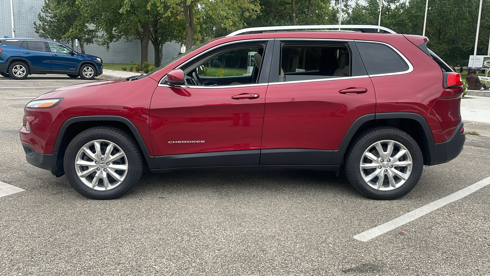 2016 Jeep Cherokee 4WD 4dr Limited 5