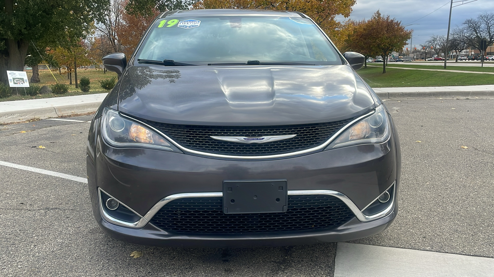 2019 Chrysler Pacifica Touring Plus FWD 30