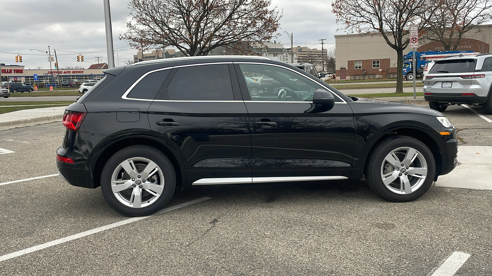 2018 Audi Q5 2.0 TFSI Premium Plus 2