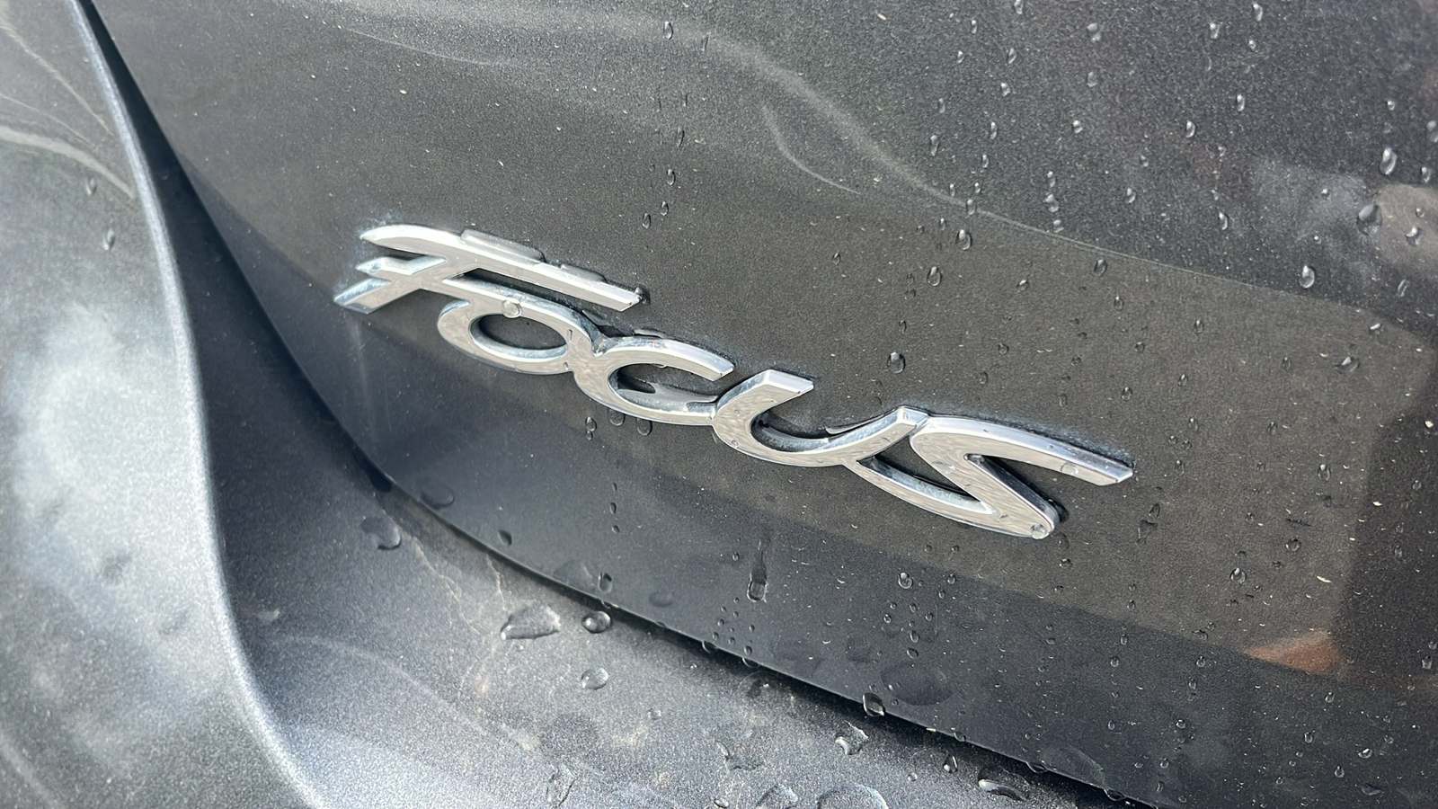 2018 Ford Focus SE Hatch 28