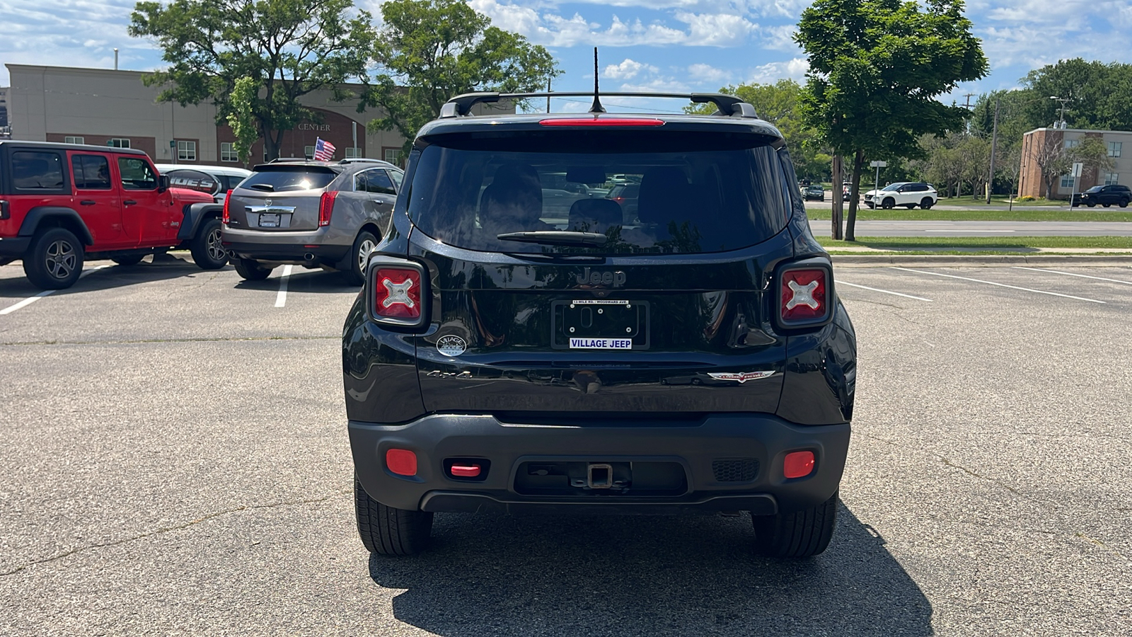 2016 Jeep Renegade 4WD 4dr Trailhawk 32