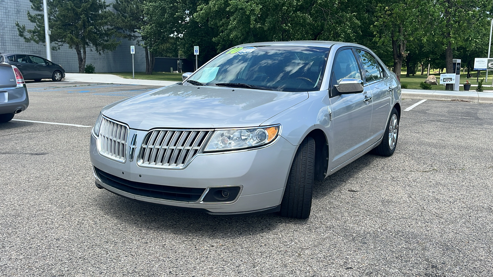 2010 Lincoln MKZ 4dr Sdn AWD 7