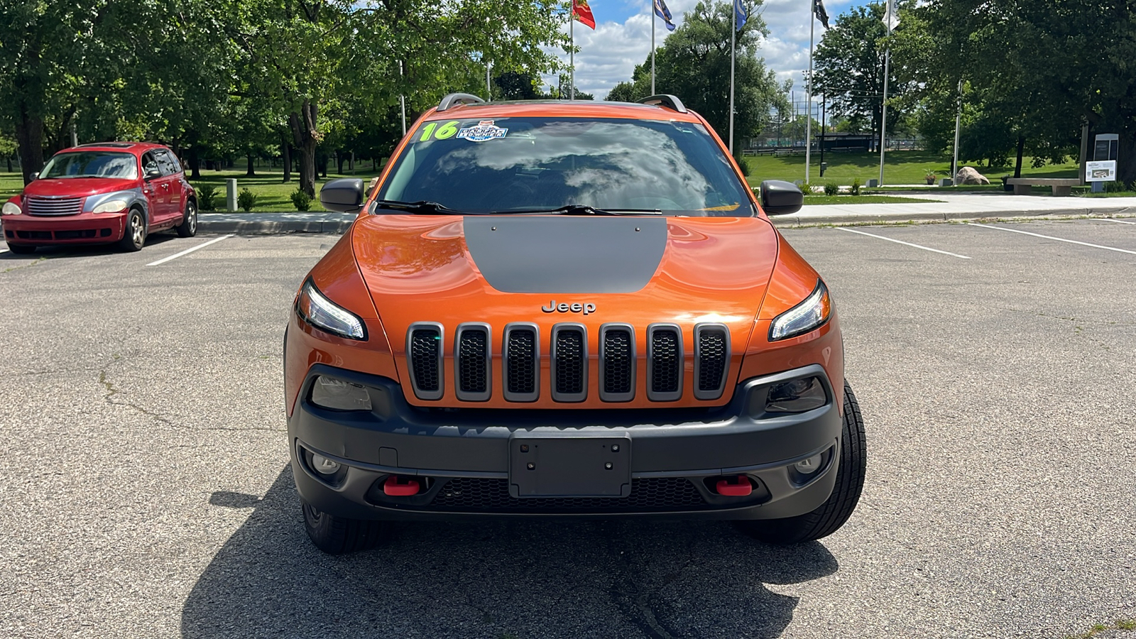 2016 Jeep Cherokee 4WD 4dr Trailhawk 2