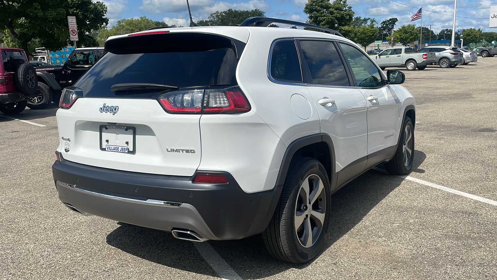 2022 Jeep Cherokee Limited 4x4 3