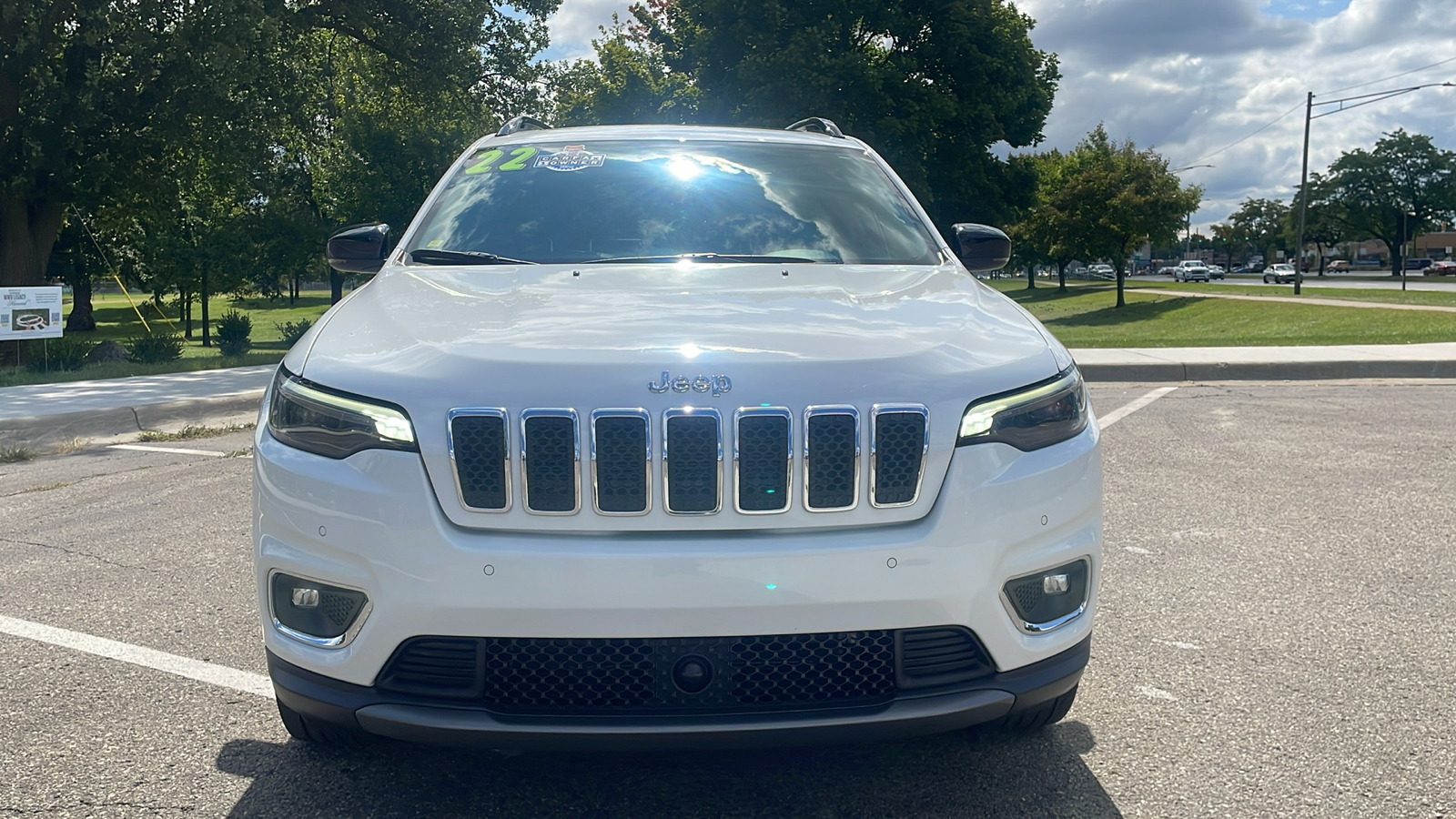 2022 Jeep Cherokee Limited 4x4 34