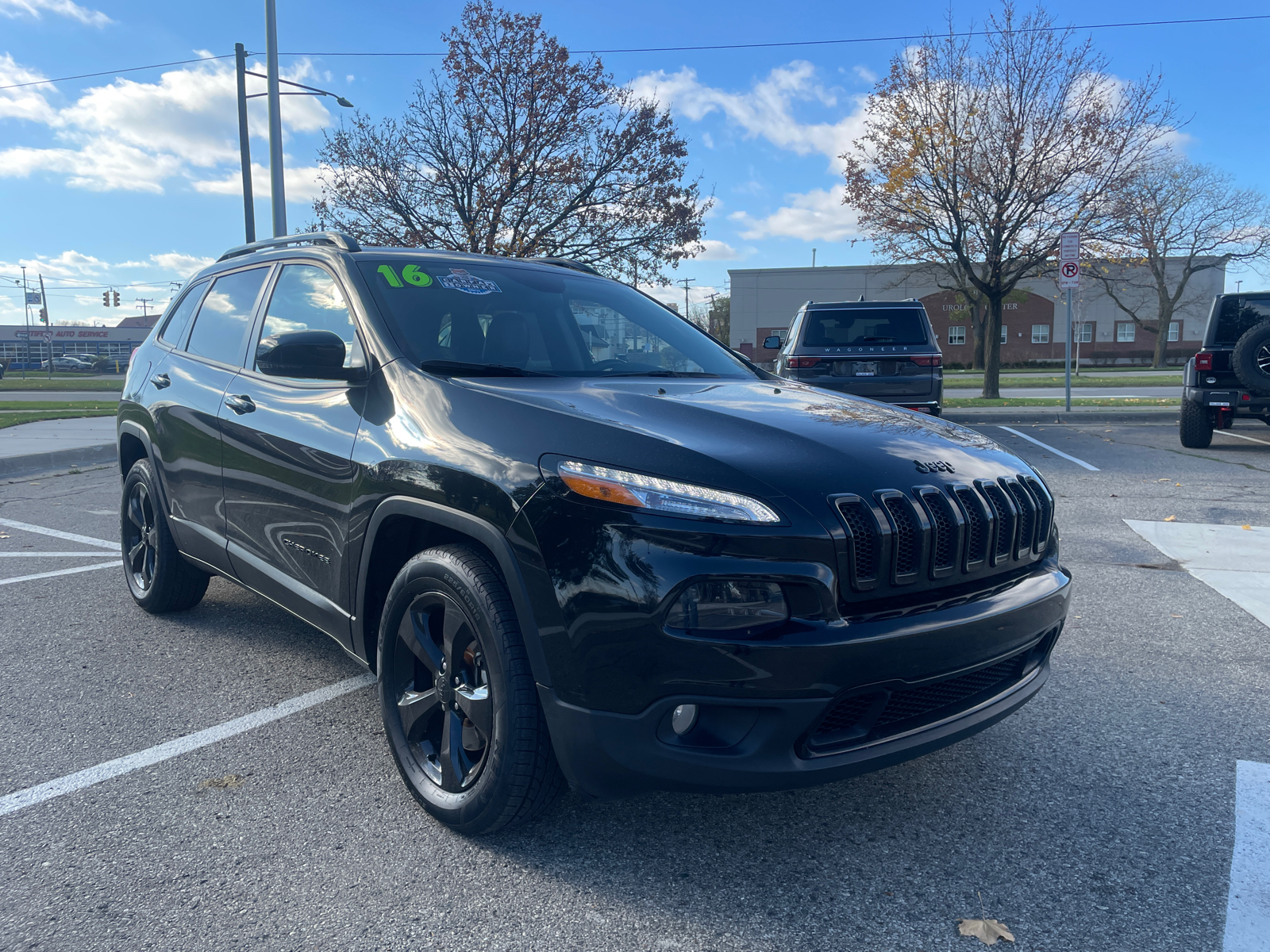 2016 Jeep Cherokee 4WD 4dr High Altitude 1