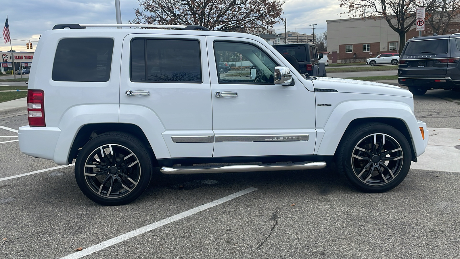 2012 Jeep Liberty Jet Edition 2