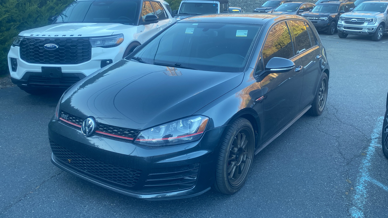 2016 Volkswagen Golf GTI SE 2