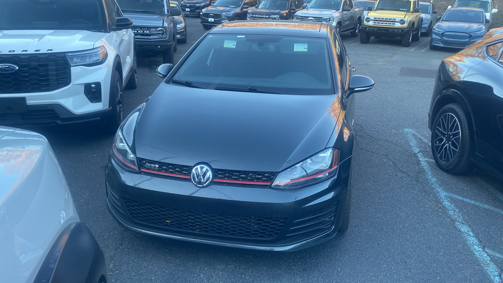 2016 Volkswagen Golf GTI SE 3