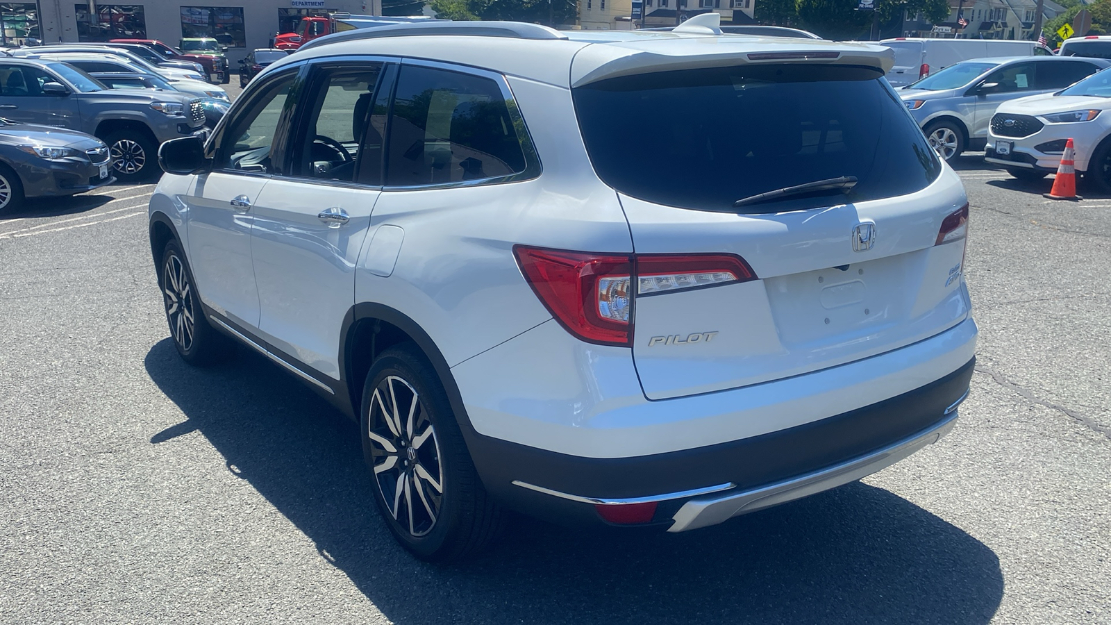 2021 Honda Pilot Elite 27