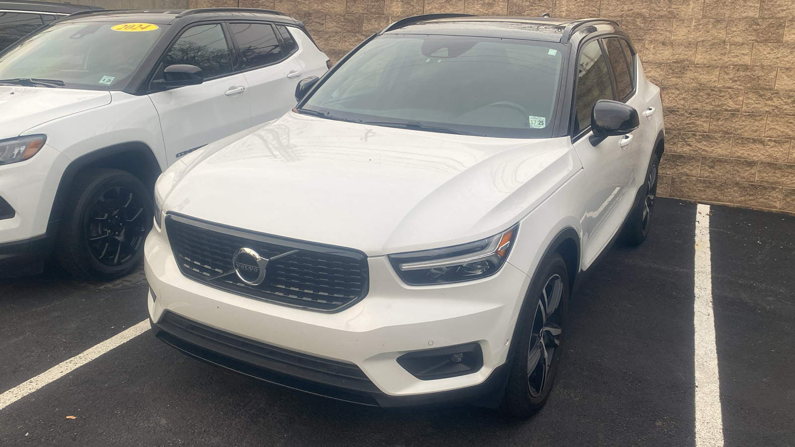 2019 Volvo XC40 R-Design 5