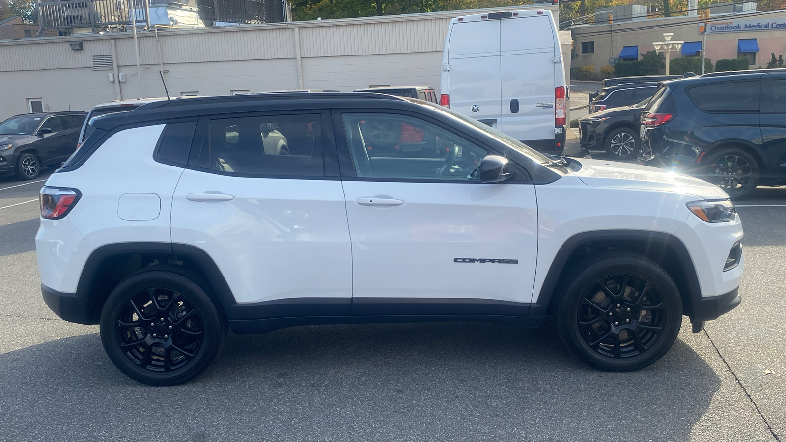 2024 Jeep Compass Latitude 27