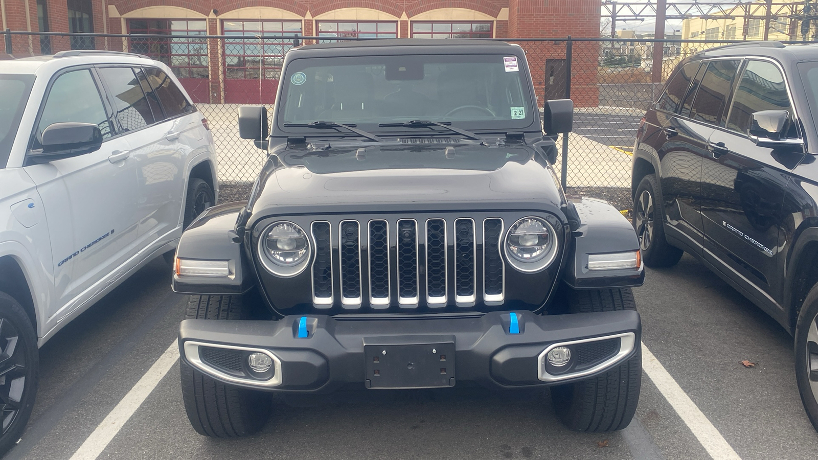 2022 Jeep Wrangler Unlimited Sahara 4xe 3