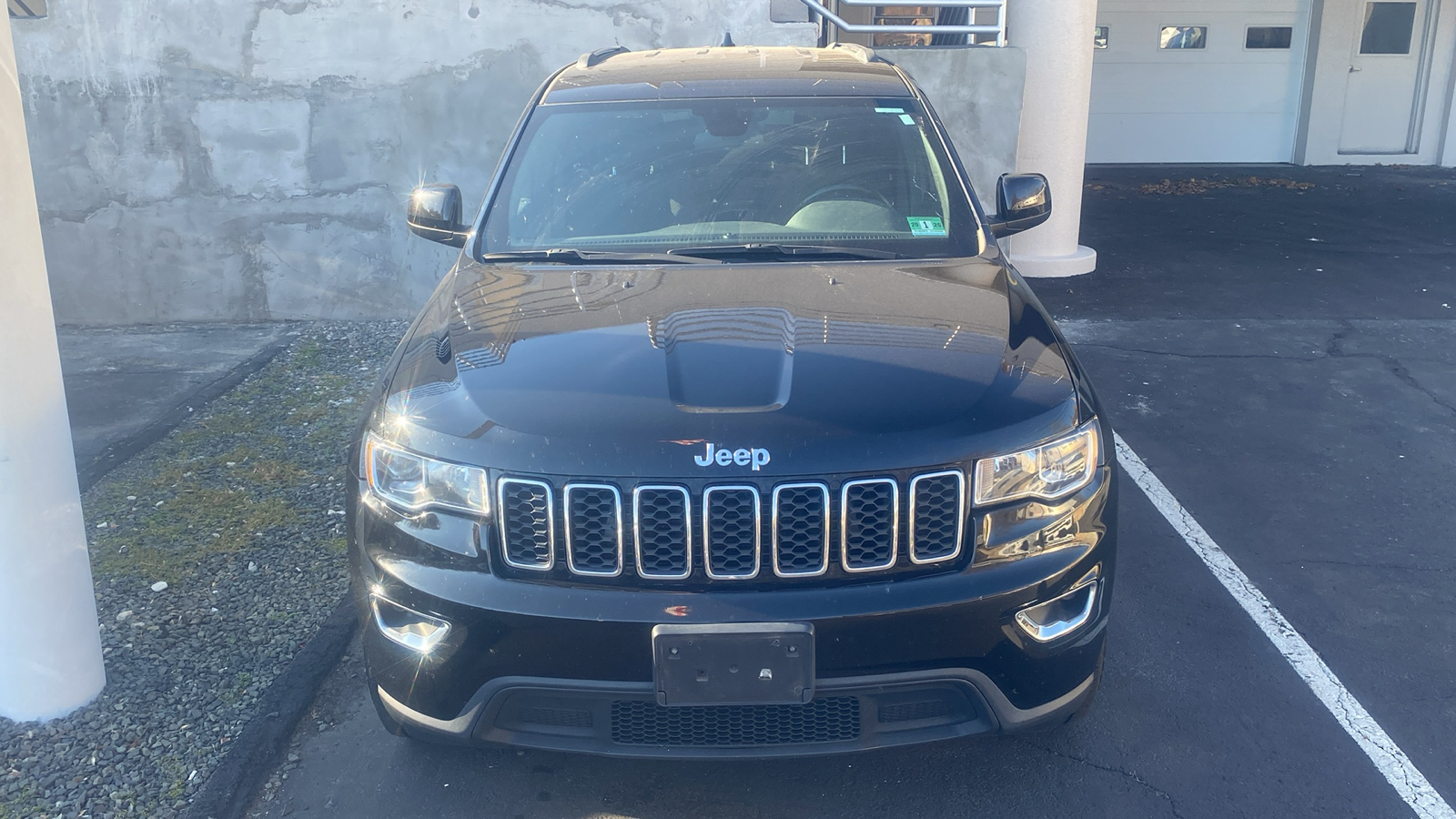 2018 Jeep Grand Cherokee Laredo E 4