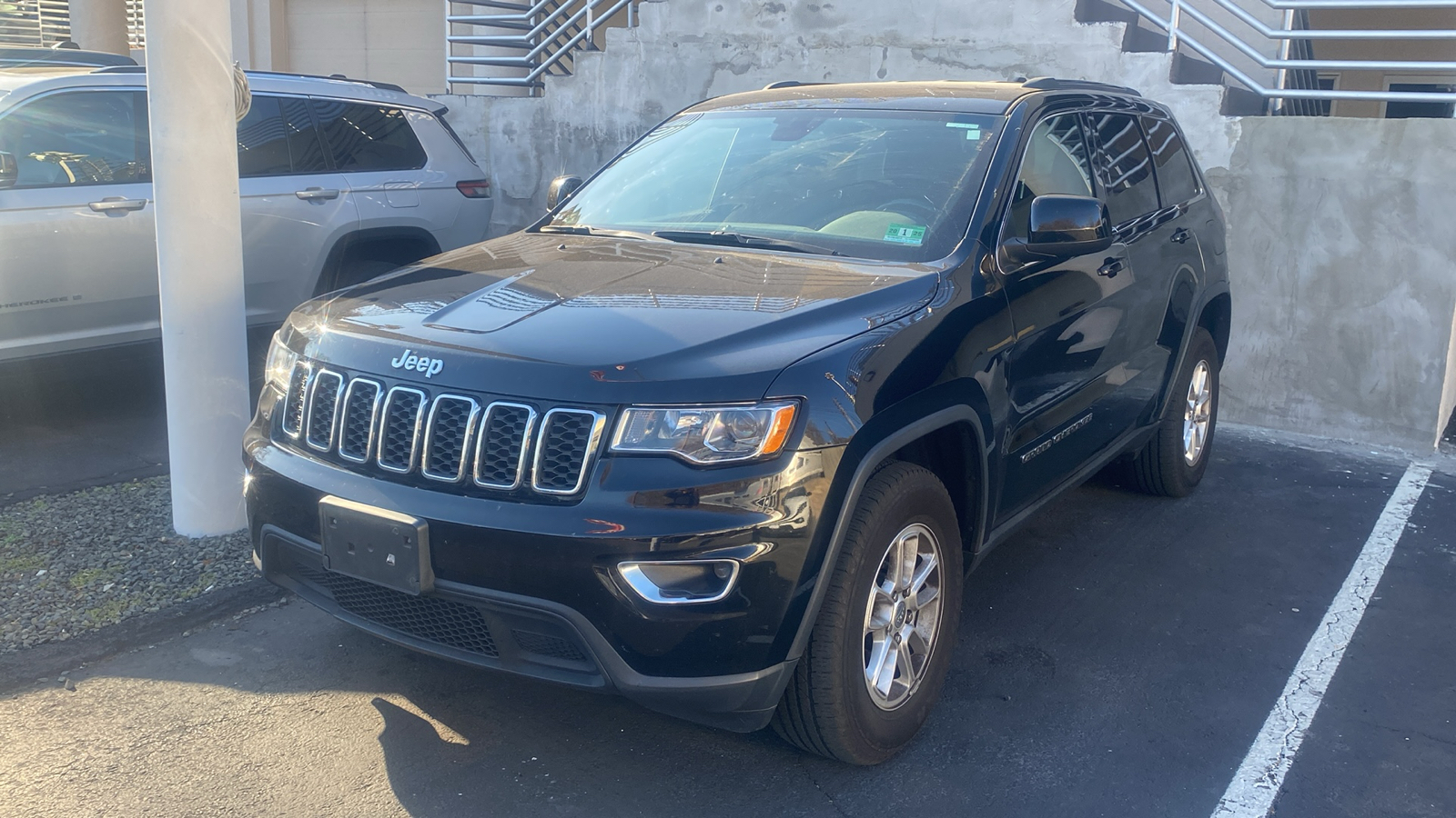 2018 Jeep Grand Cherokee Laredo E 5