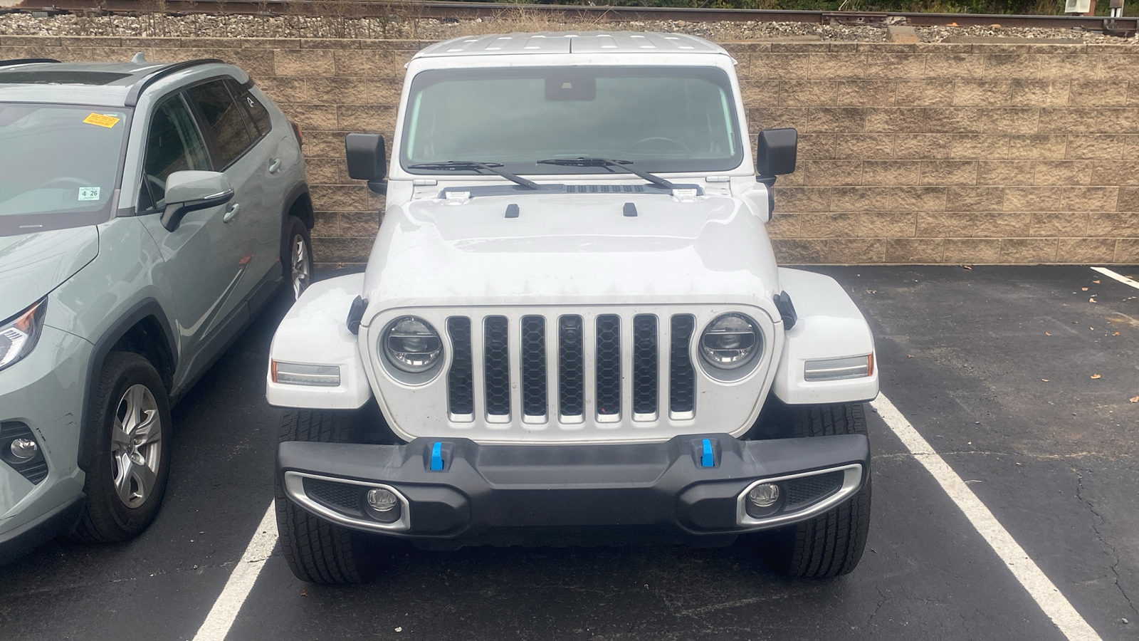 2022 Jeep Wrangler 4xe Unlimited Sahara 4