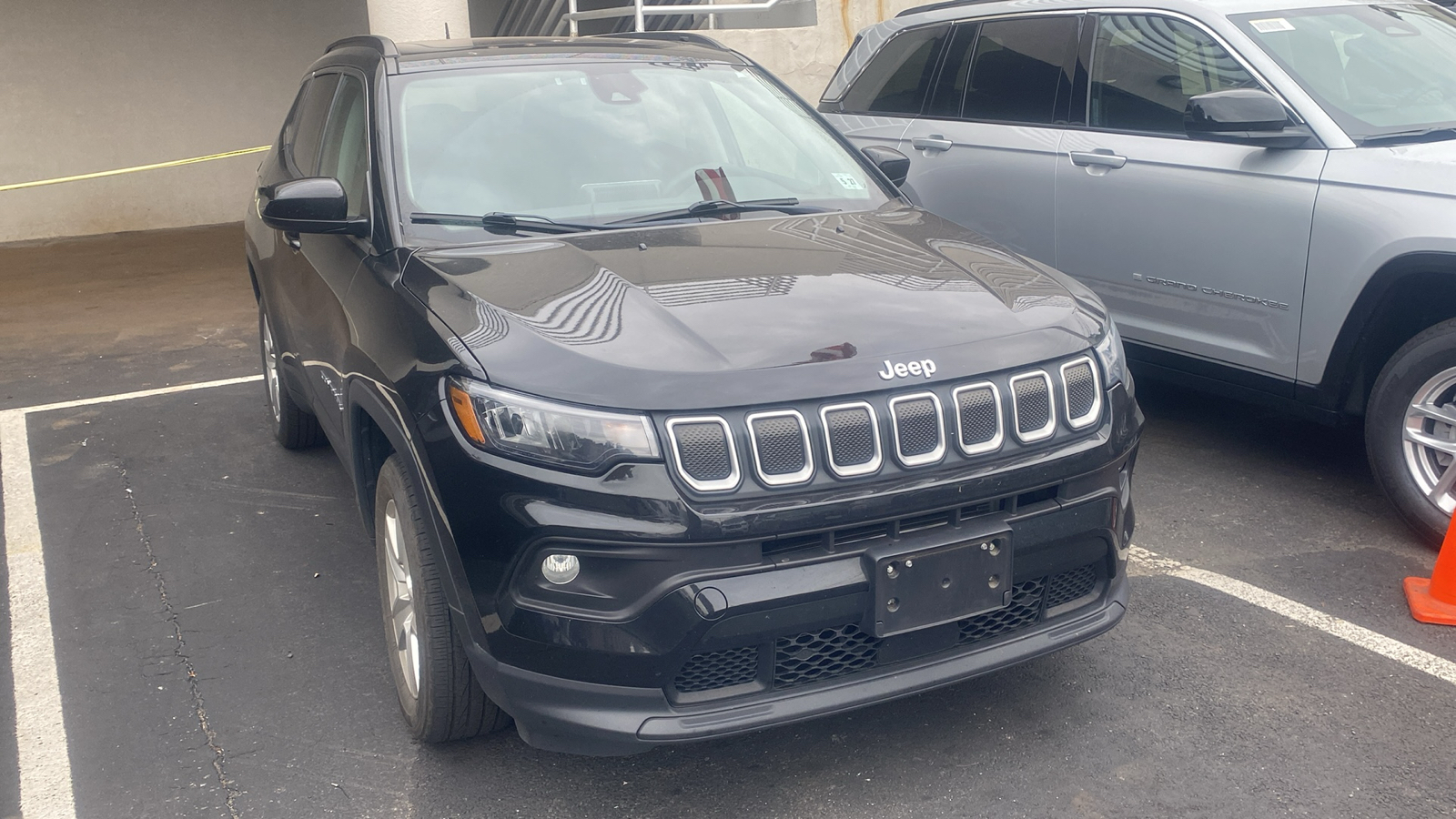 2022 Jeep Compass Latitude 2