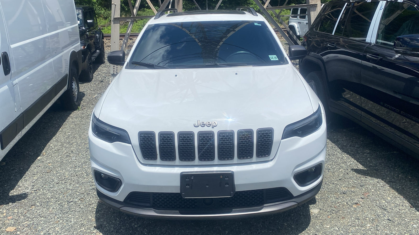 2021 Jeep Cherokee Latitude Lux 3