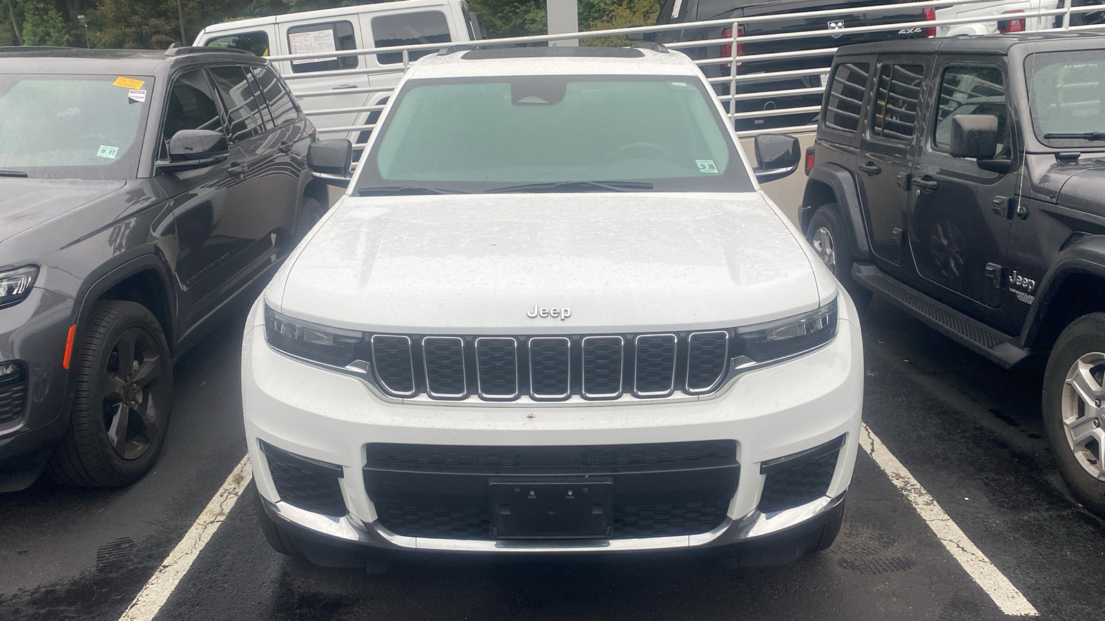 2021 Jeep Grand Cherokee L Limited 3