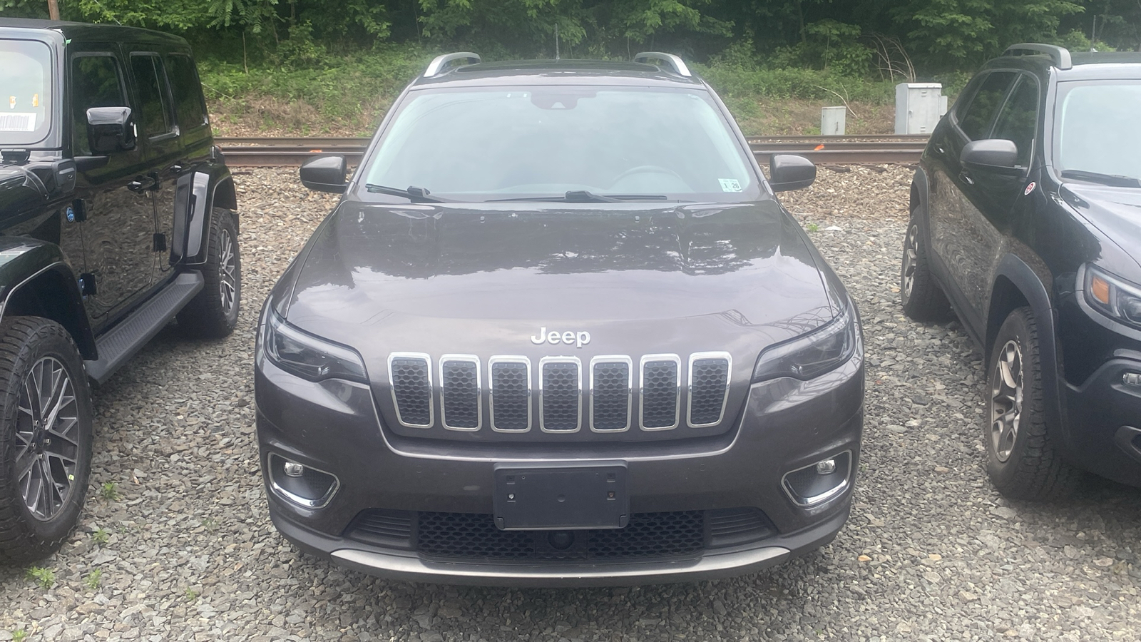 2021 Jeep Cherokee Limited 3