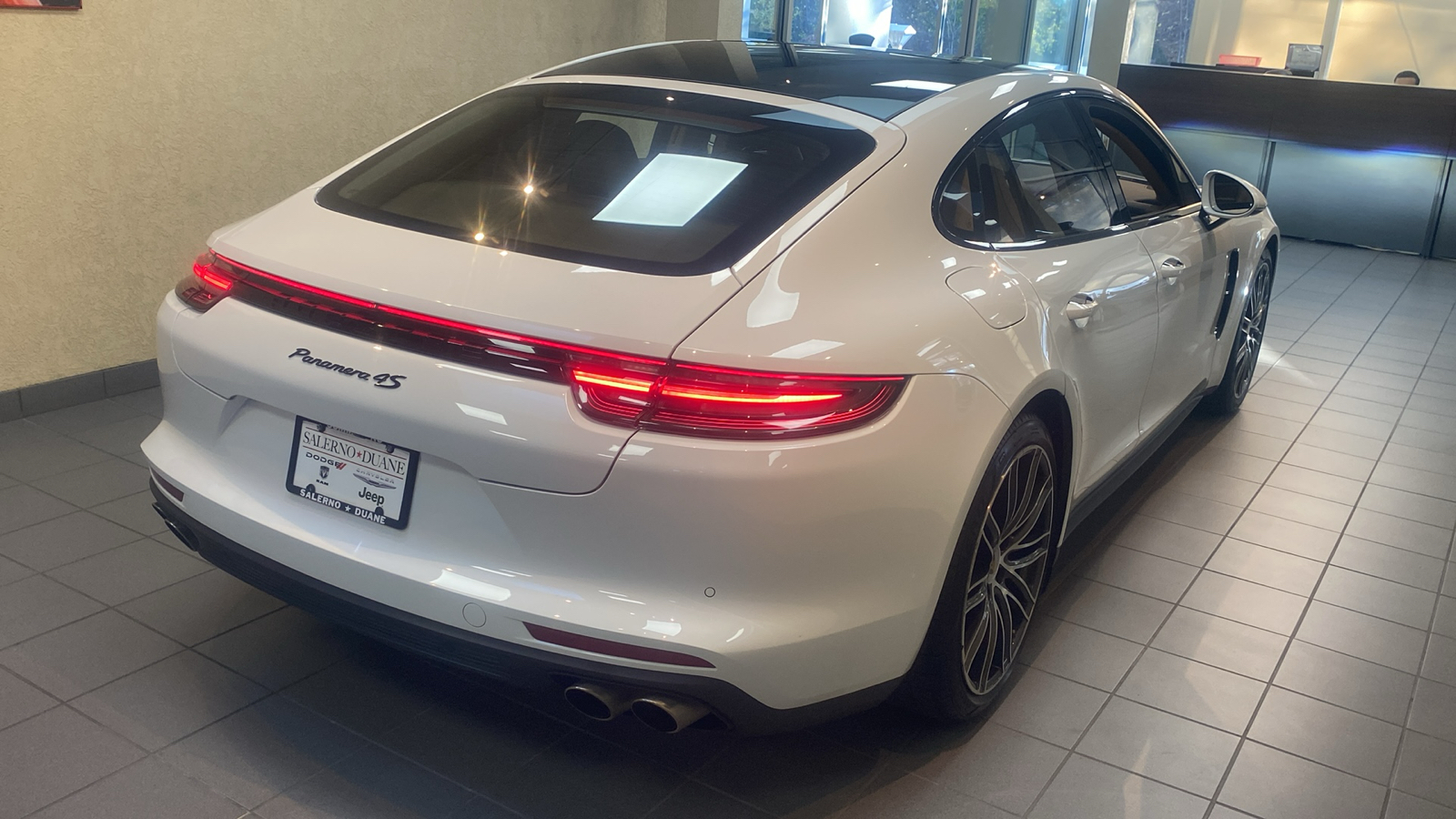 2020 Porsche Panamera 4S 25