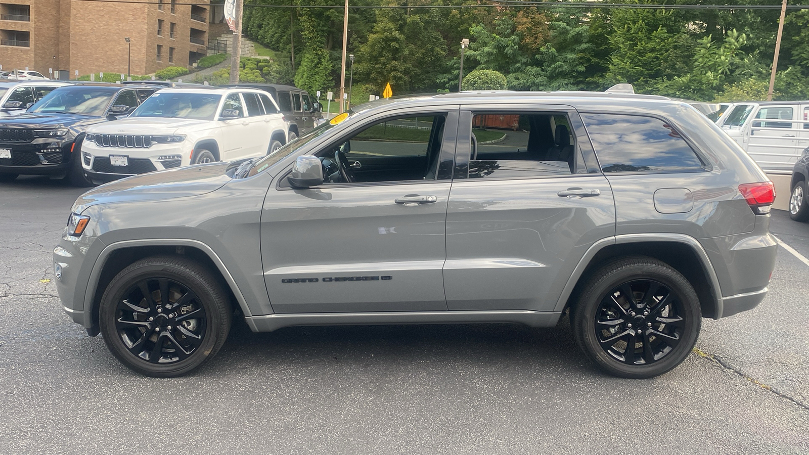 2022 Jeep Grand Cherokee WK Laredo X 4