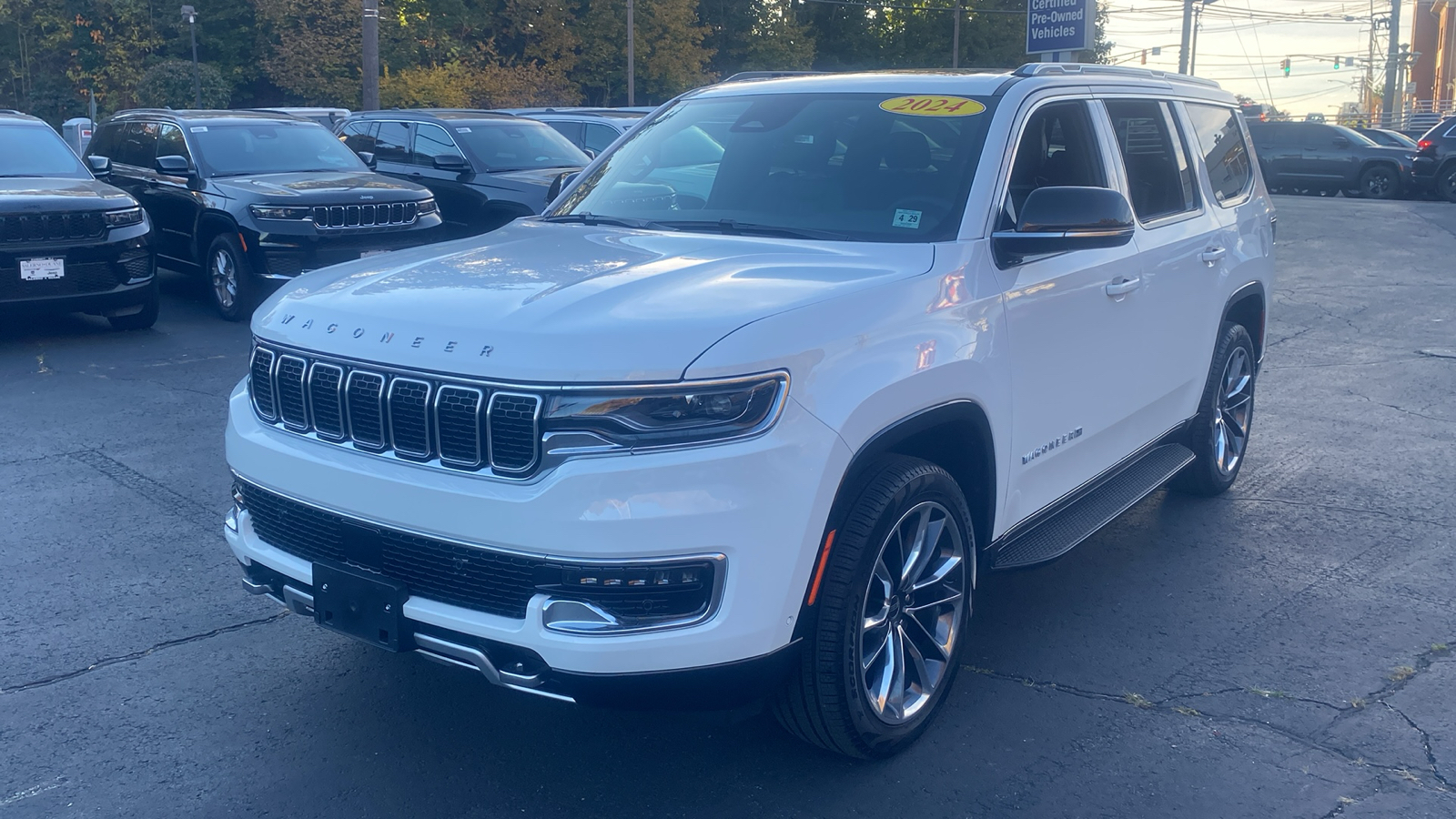 2024 Jeep Wagoneer Series II 3