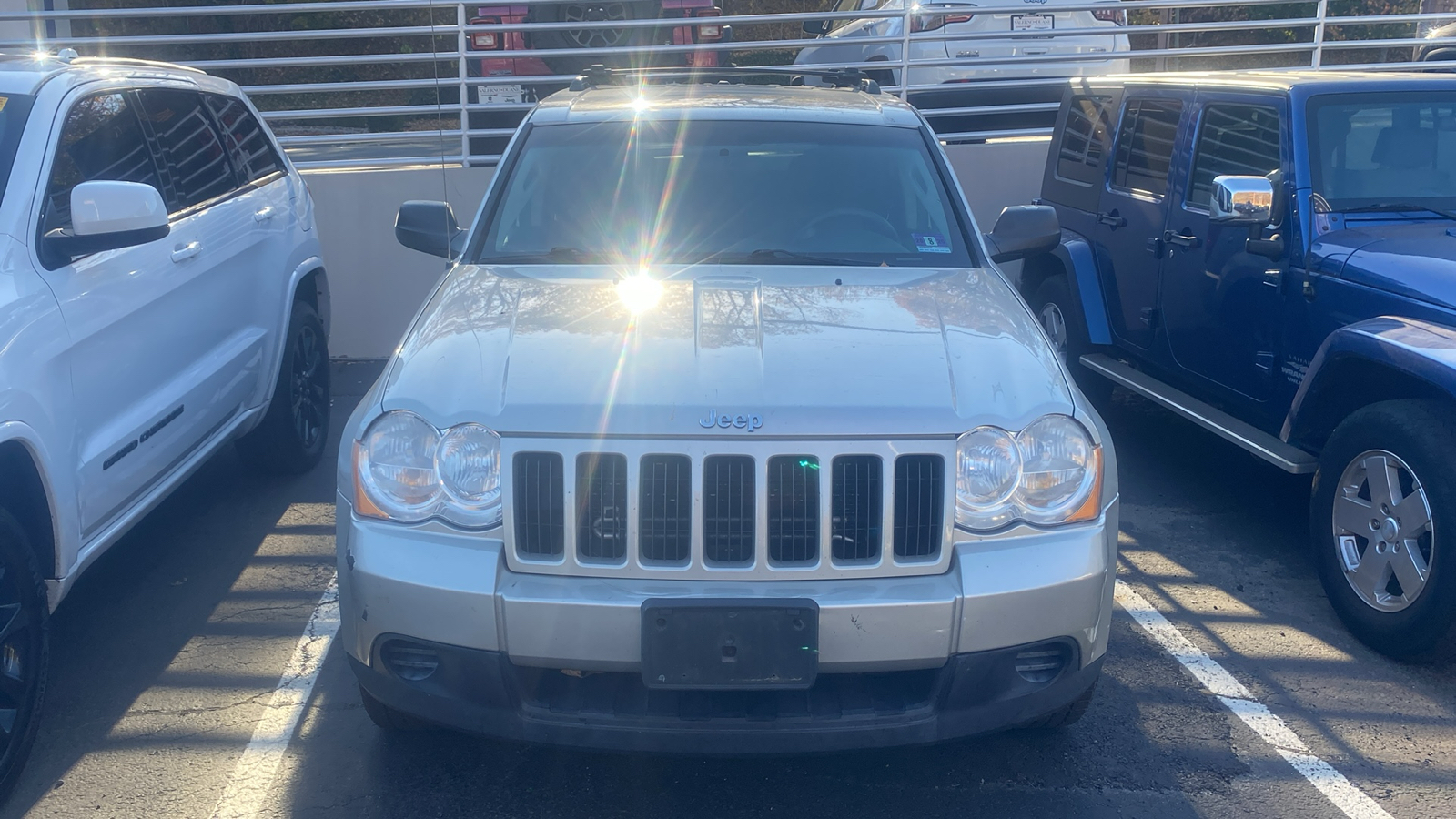 2010 Jeep Grand Cherokee Laredo 3