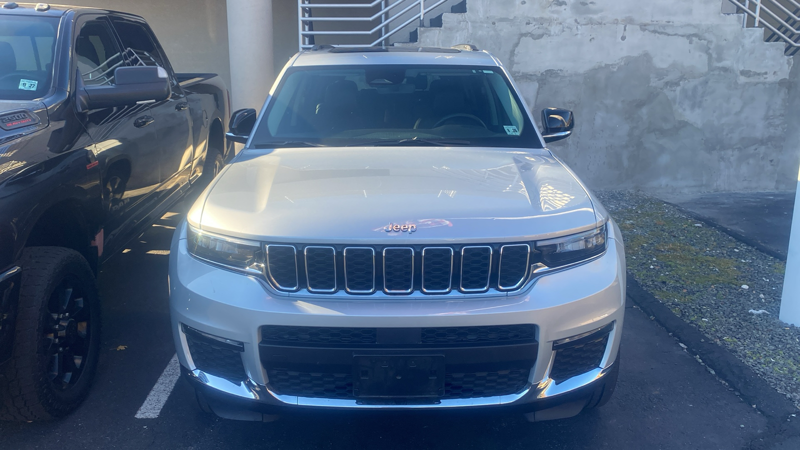 2021 Jeep Grand Cherokee L Limited 3