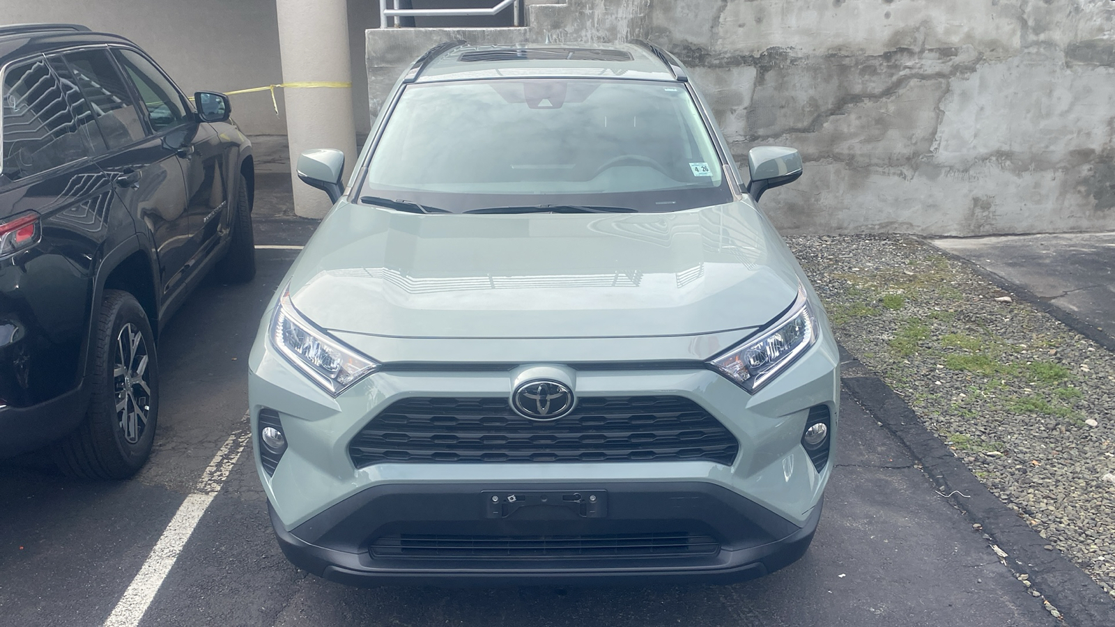 2021 Toyota RAV4 XLE 4