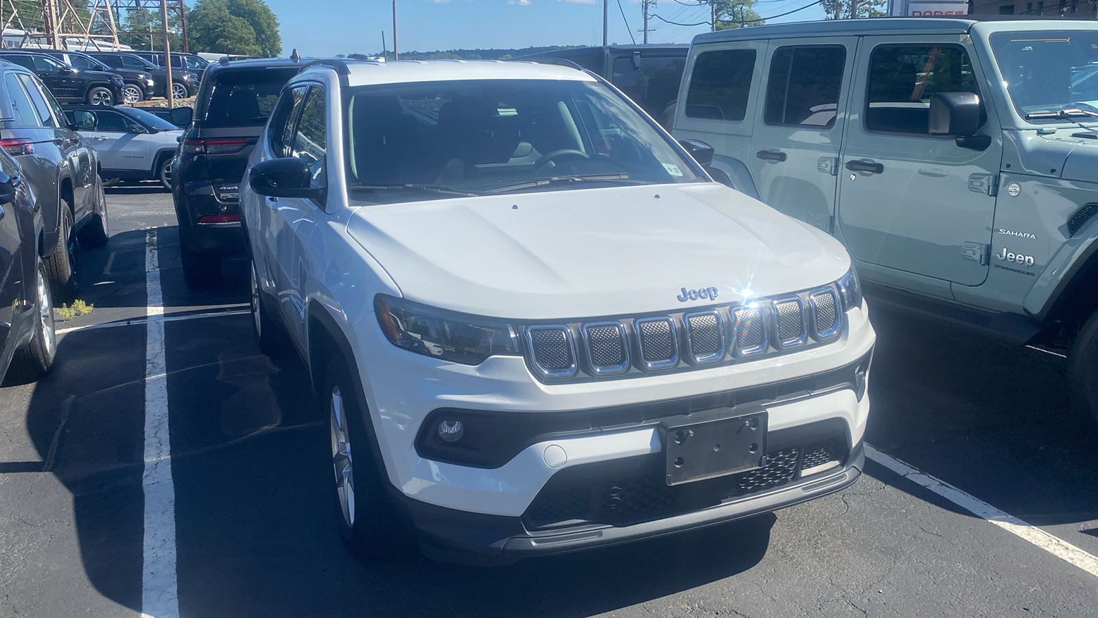 2022 Jeep Compass Latitude 2