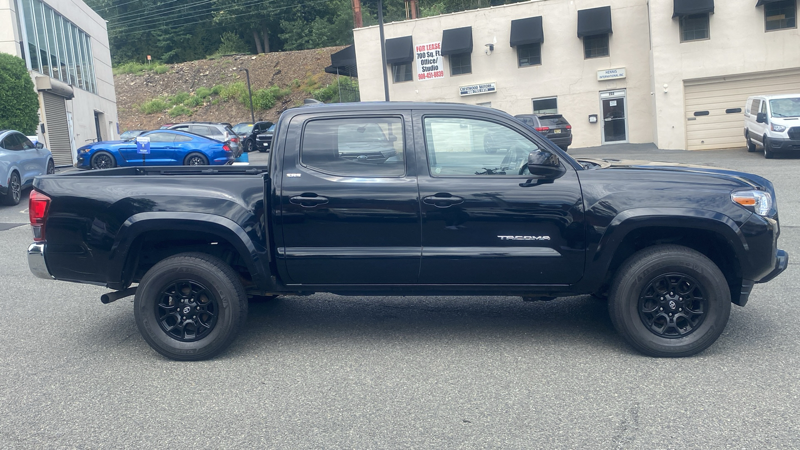 2019 Toyota Tacoma 4WD SR 27