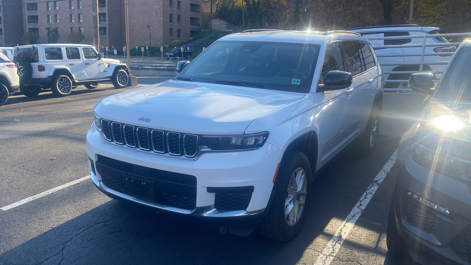 2021 Jeep Grand Cherokee L Laredo 5