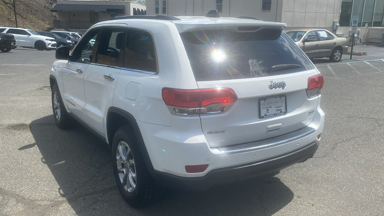 2015 Jeep Grand Cherokee Limited 25