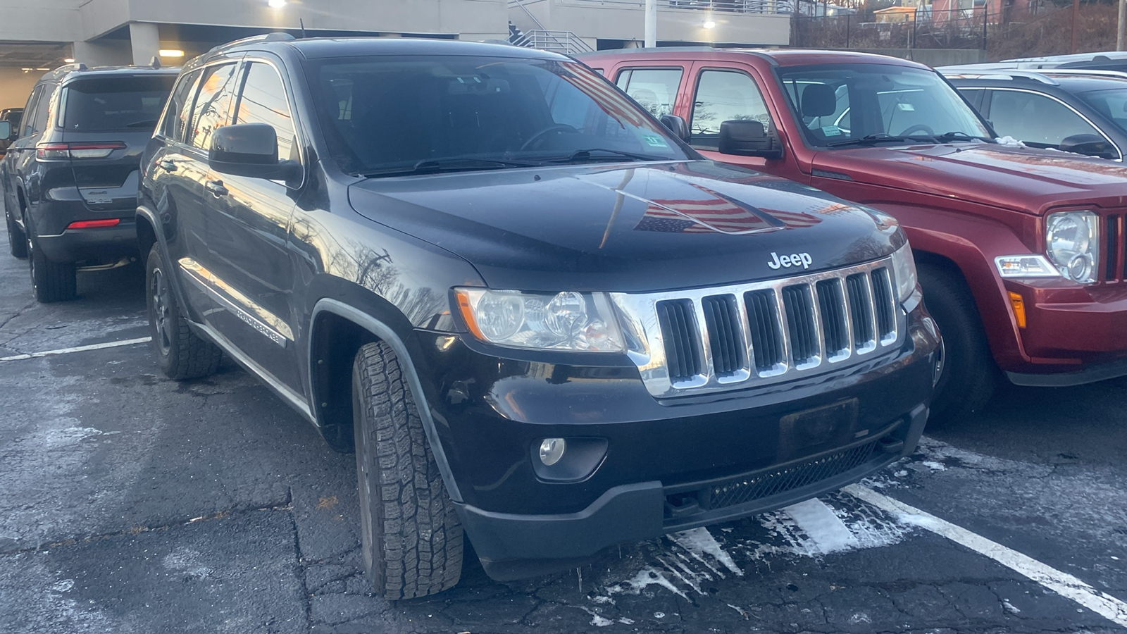 2012 Jeep Grand Cherokee Laredo 2