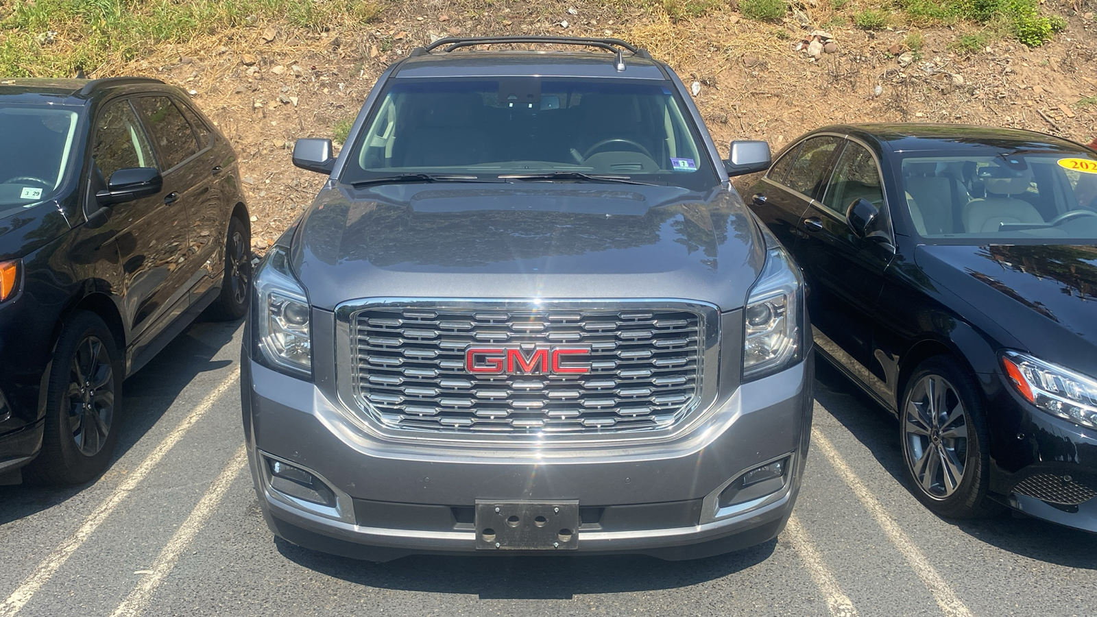 2019 GMC Yukon Denali 3